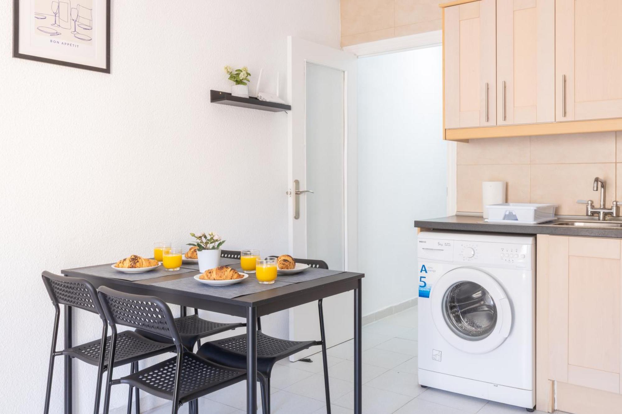 2-bedroom - Close To Beaches And Center Appartement *